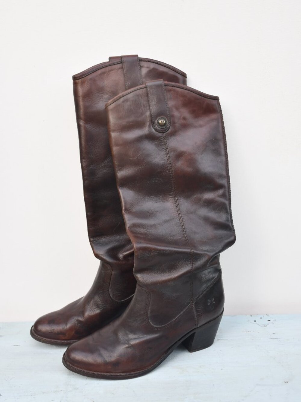 Frye Jackie Button Leather Boots in Brown (Sz 8)